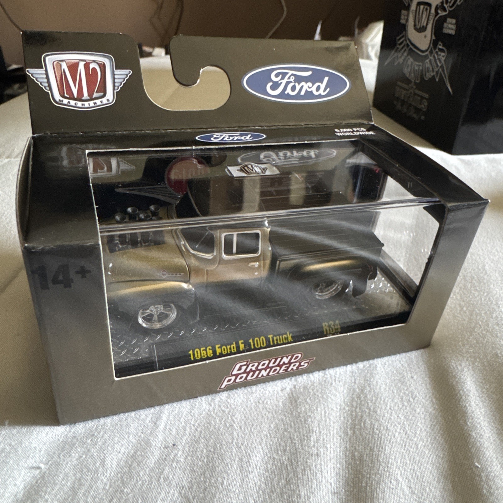M2 Machines Ground Pounders 1956 Ford F-100 Pickup 1:64 Green/Black Unopened M2 Machines Ground Pounders 1956 Ford F-100 Pickup 1:64 Green/Black Unopened