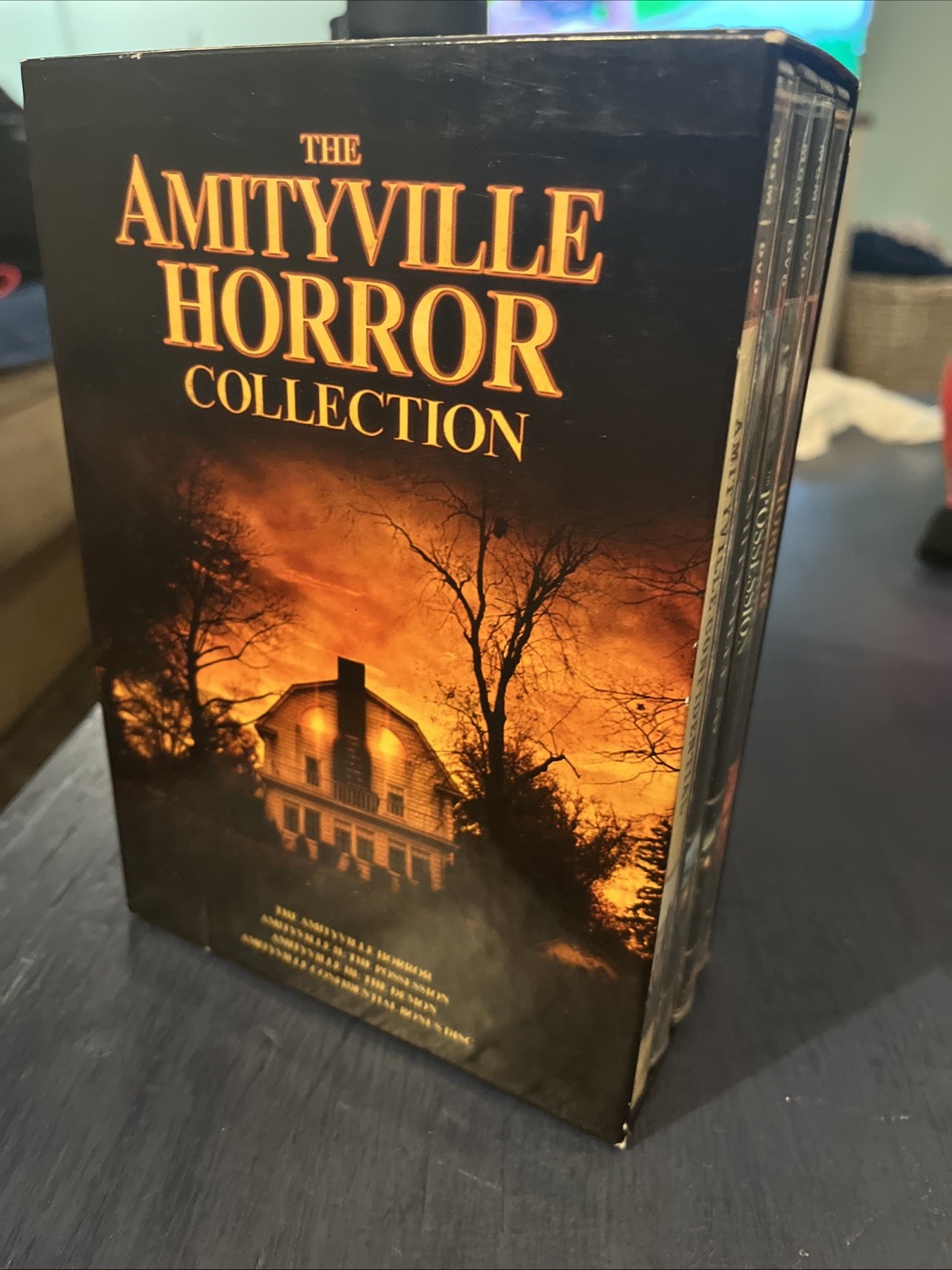 Amityville Horror Collection DVD 2009 4-Disc Box Set MGM Horror Trilogy VG Amityville Horror Collection DVD 2009 4-Disc Box Set MGM Horror Trilogy VG