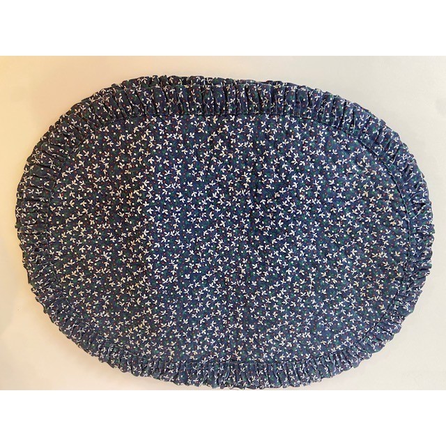 Vintage Navy Blue Calico Floral Quilted Ruffle Oval Placemats Set of 3 Cottage Vintage Navy Blue Calico Floral Quilted Ruffle Oval Placemats Set of 3 Cottage