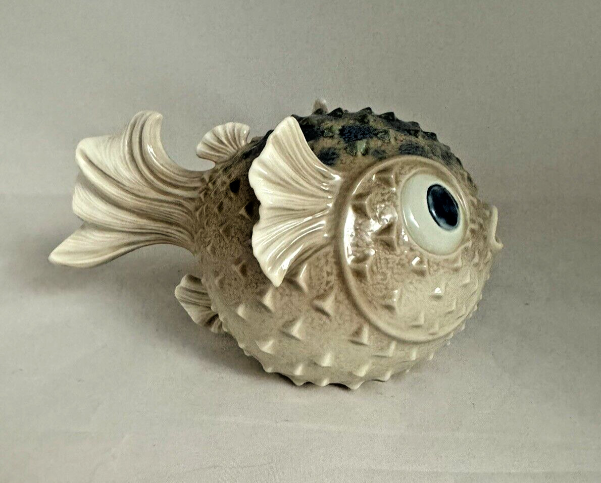 Lladro ~ Blowfish ~ #1210 ~ VERY RARE ~ Excellent condition