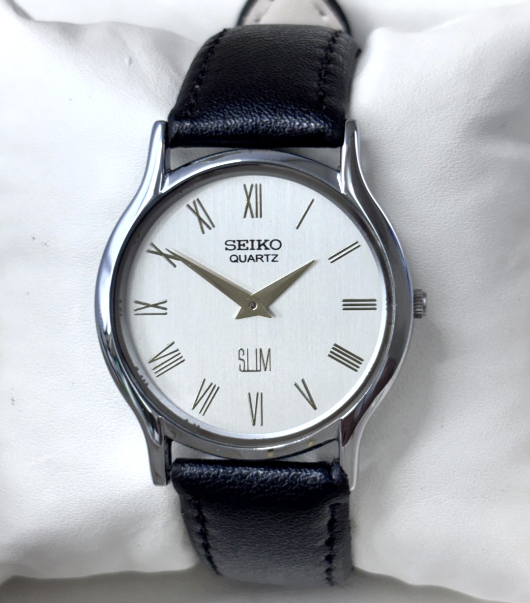 Vintage Refurbished Seiko Slim Tank Silver Quartz Japan Men\'s Wrist Watch