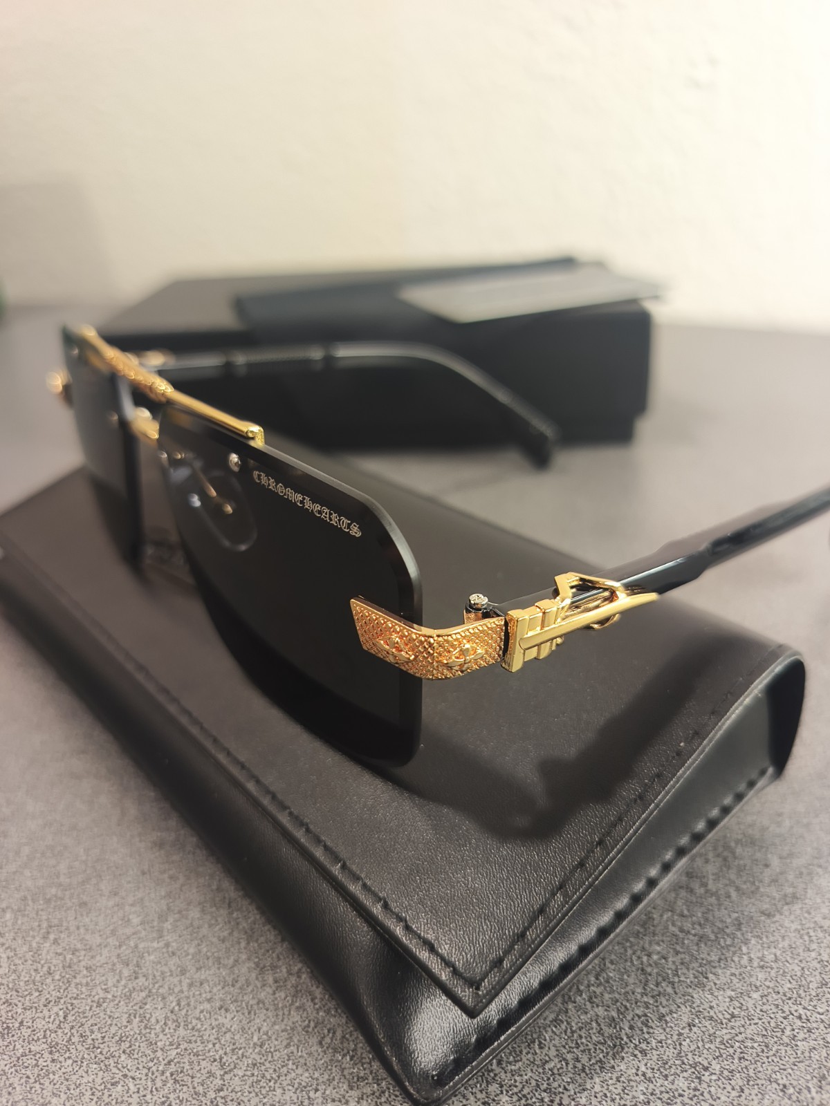 Chrome Hearts Rimless Sunglasses Black/Gold w Box Chrome Hearts Rimless Sunglasses Black/Gold w Box
