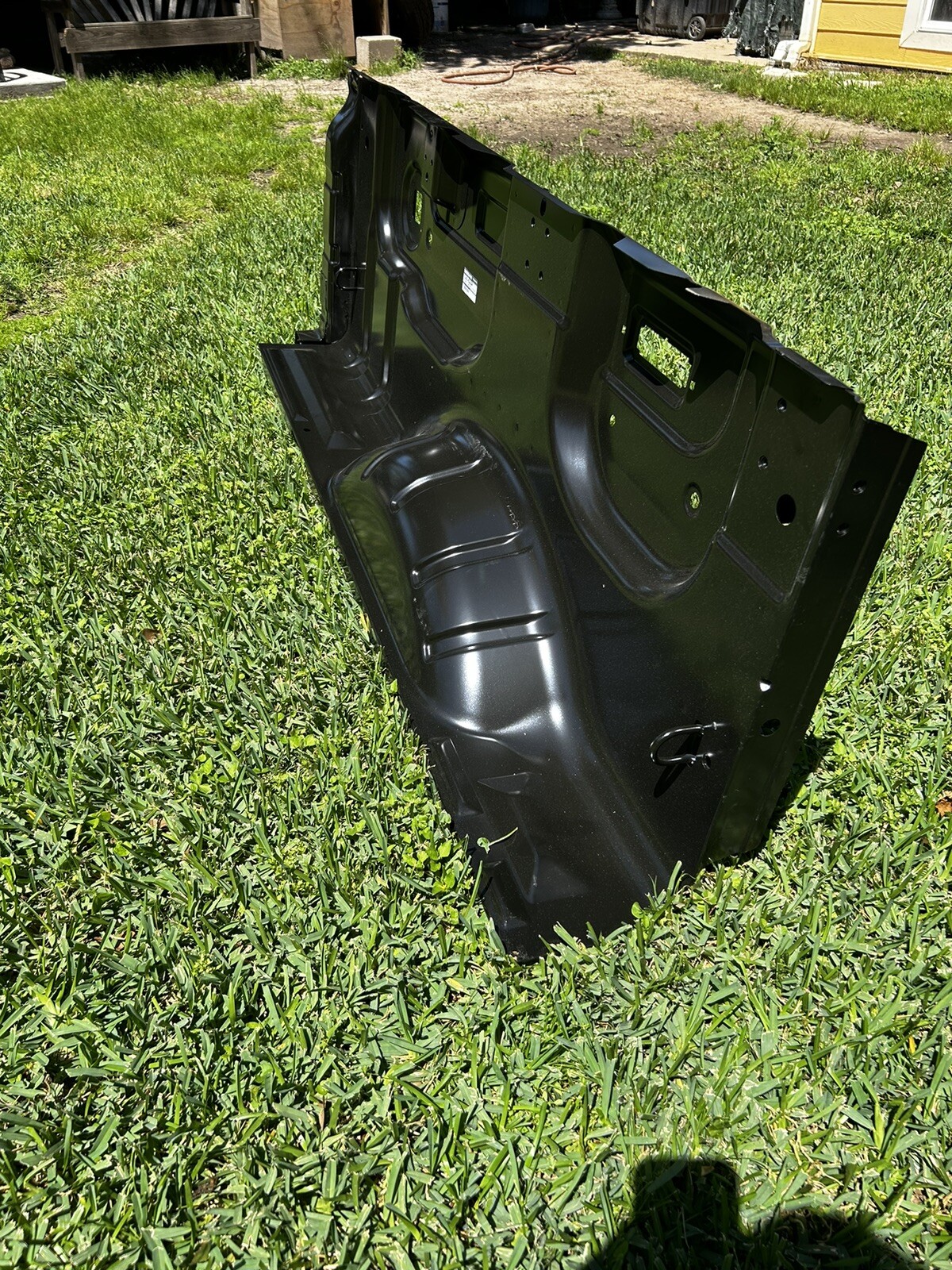 Nissan Titan truck bed panel