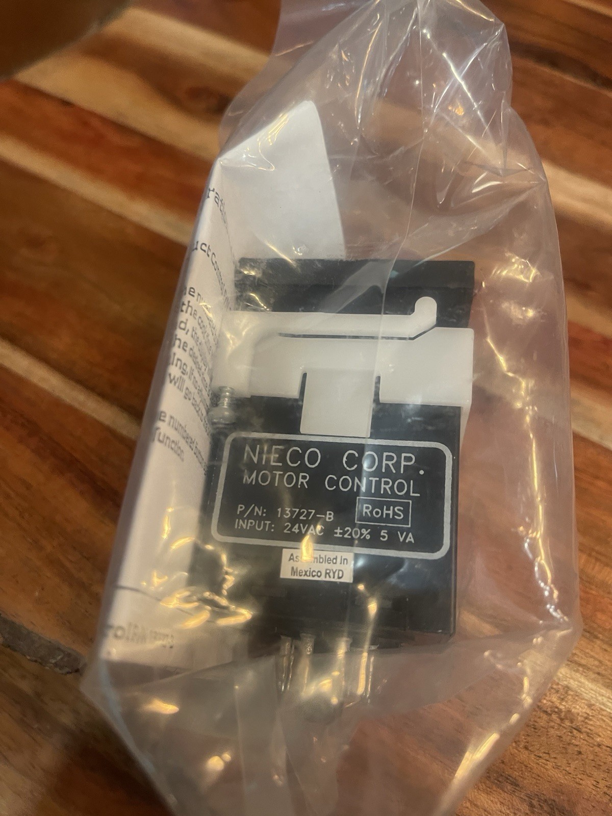 NIECO 13727-B Brushless Motor Control w Button 240VAC RoHS NC13727-B NC5-13727 NIECO 13727-B Brushless Motor Control w Button 240VAC RoHS NC13727-B NC5-13727