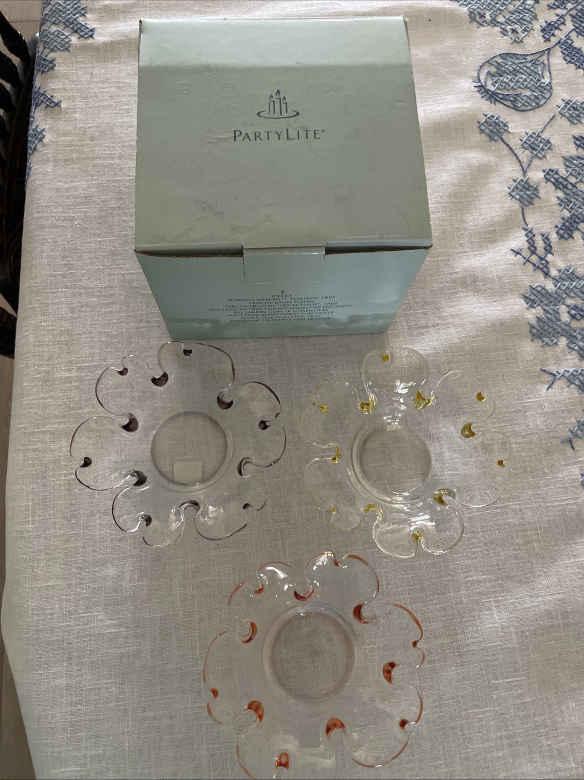NEW IN BOX PARTYLITE GARDEN WHIMSY TEALIGHT TRIO MODEL #P9337 SET OF 3 HOLDERS NEW IN BOX PARTYLITE GARDEN WHIMSY TEALIGHT TRIO MODEL #P9337 SET OF 3 HOLDERS