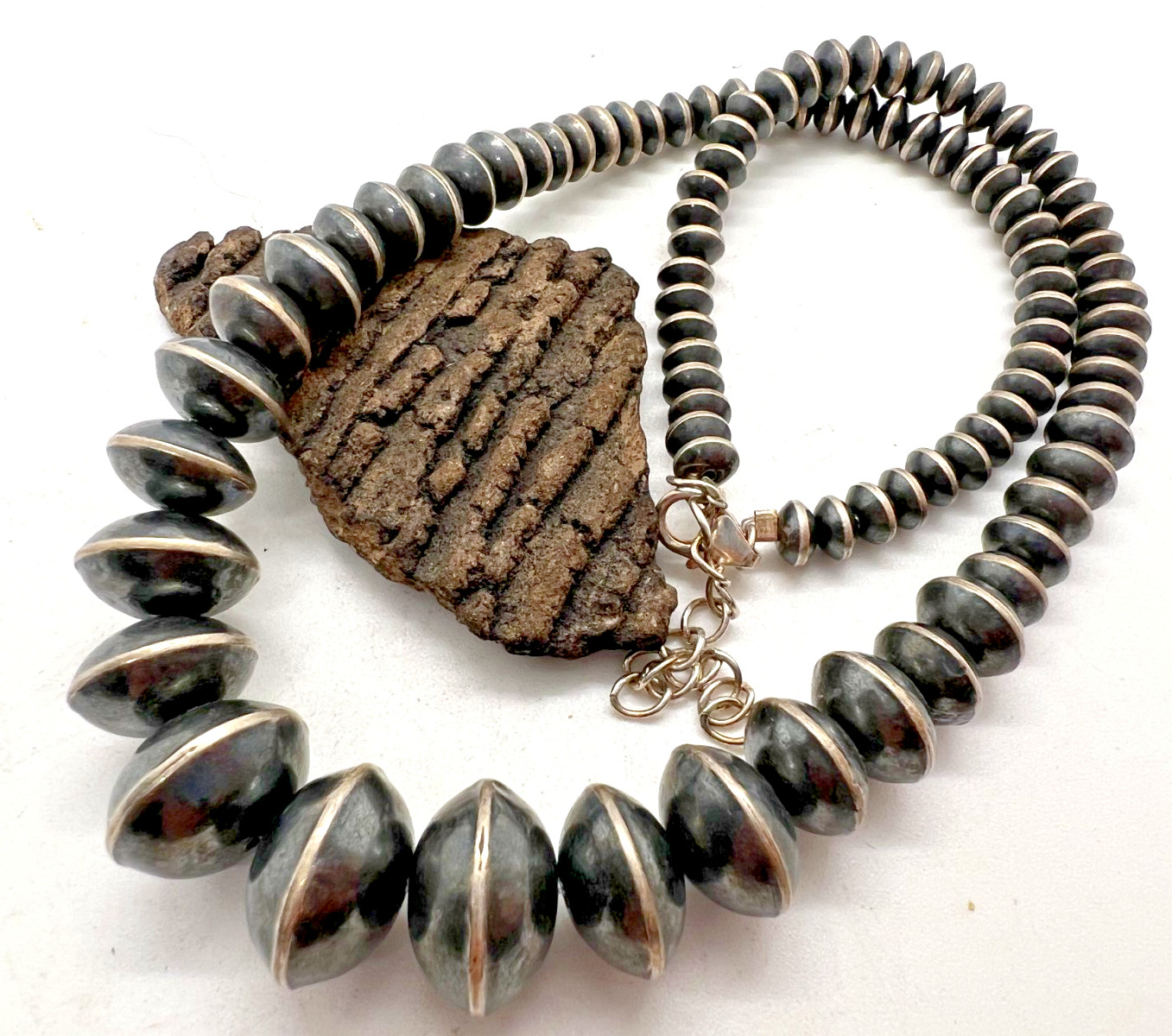 Vintage GRADUATED NAVAJO PEARL necklace oxidized beads sterling 16.5-18.5\