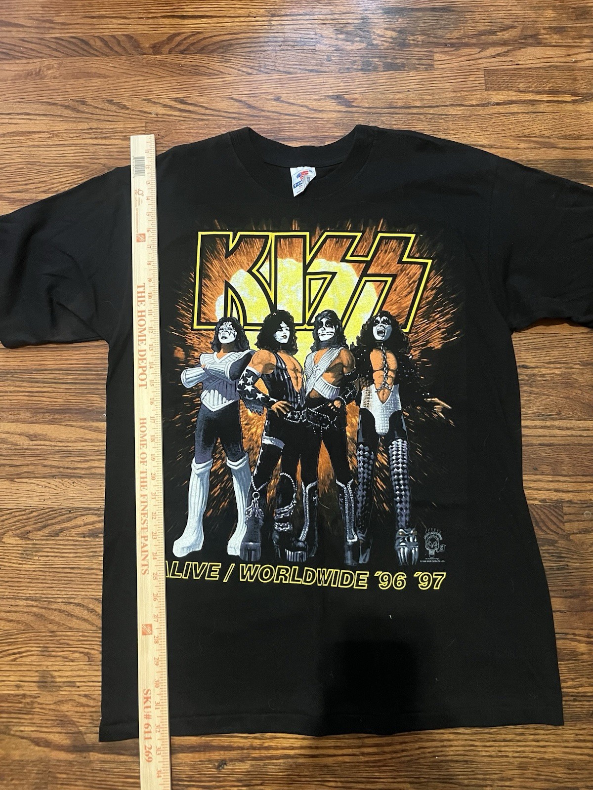 Vintage KISS Alive Worldwide 96/97 Tour -  T Shirt - Size XL - Never Worn/Washed