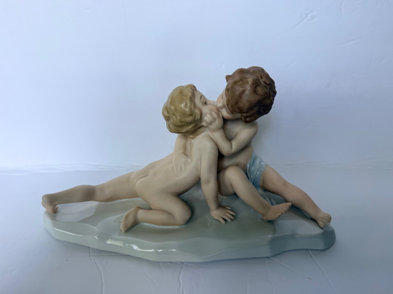 Vintage Rosenthal Figurine \ Vintage Rosenthal Figurine \