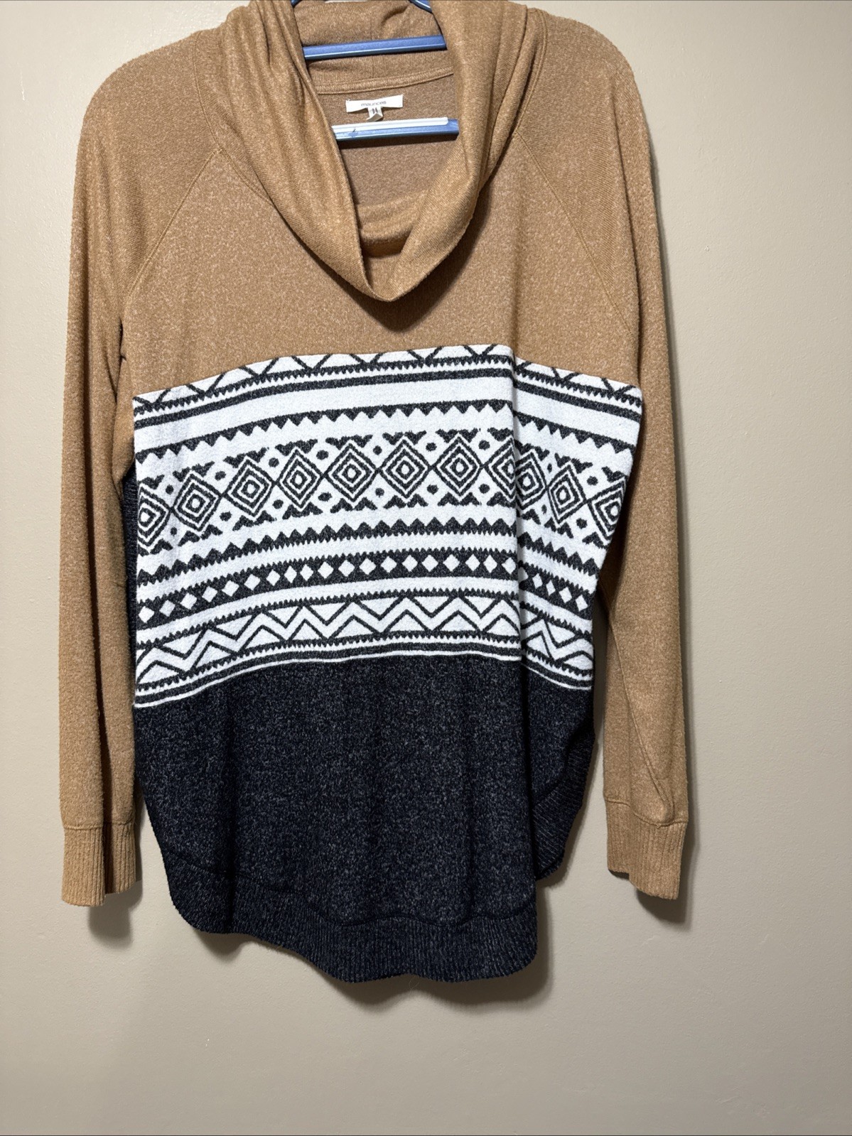 Maurice’s Sweater Brown Black