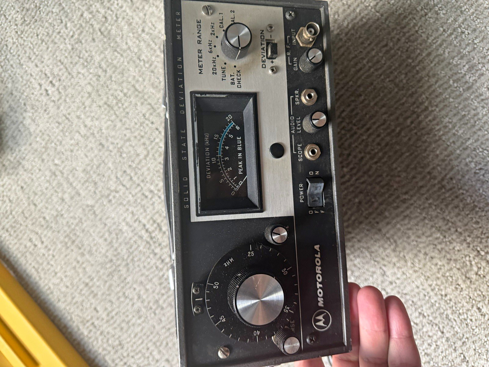Motorola S-1323A Solid State Deviation Meter Signal Generator 2/6/20 kHz