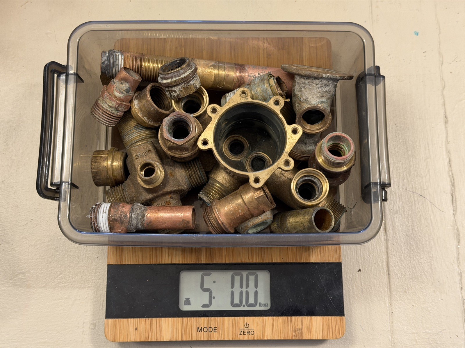 5 Lb Solid Brass Foundry Melt & Steampunk Lamp Lot Cast Valve Bodies Fittings