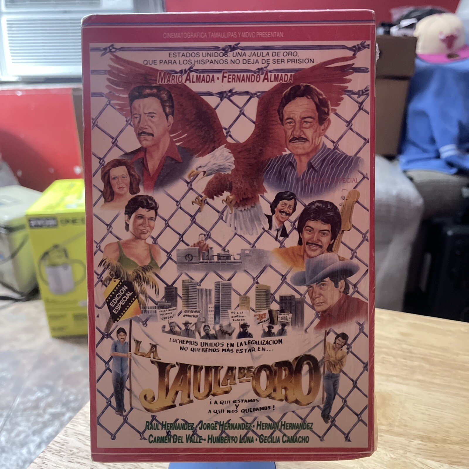 La Jaula De Oro (VHS, 1991) Mario Almada, Los Tigres Del Norte, Nueva, Sellada