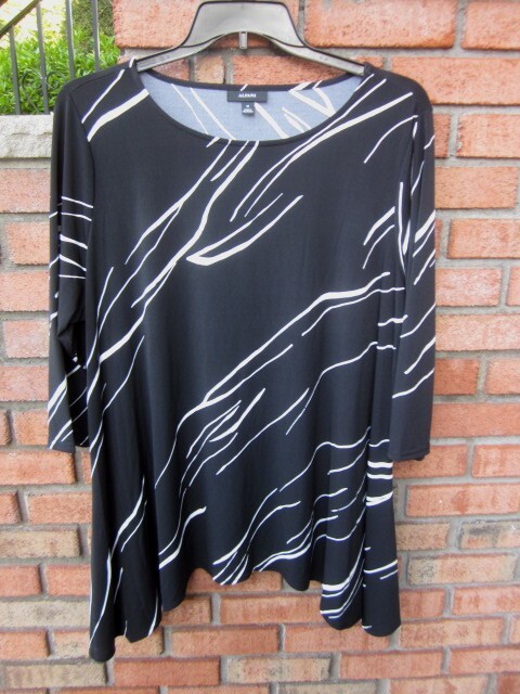 New $59.50 Tags NWT ALFANI Silky Stretch Black & White Swing Top 1X 2X 3X 4X