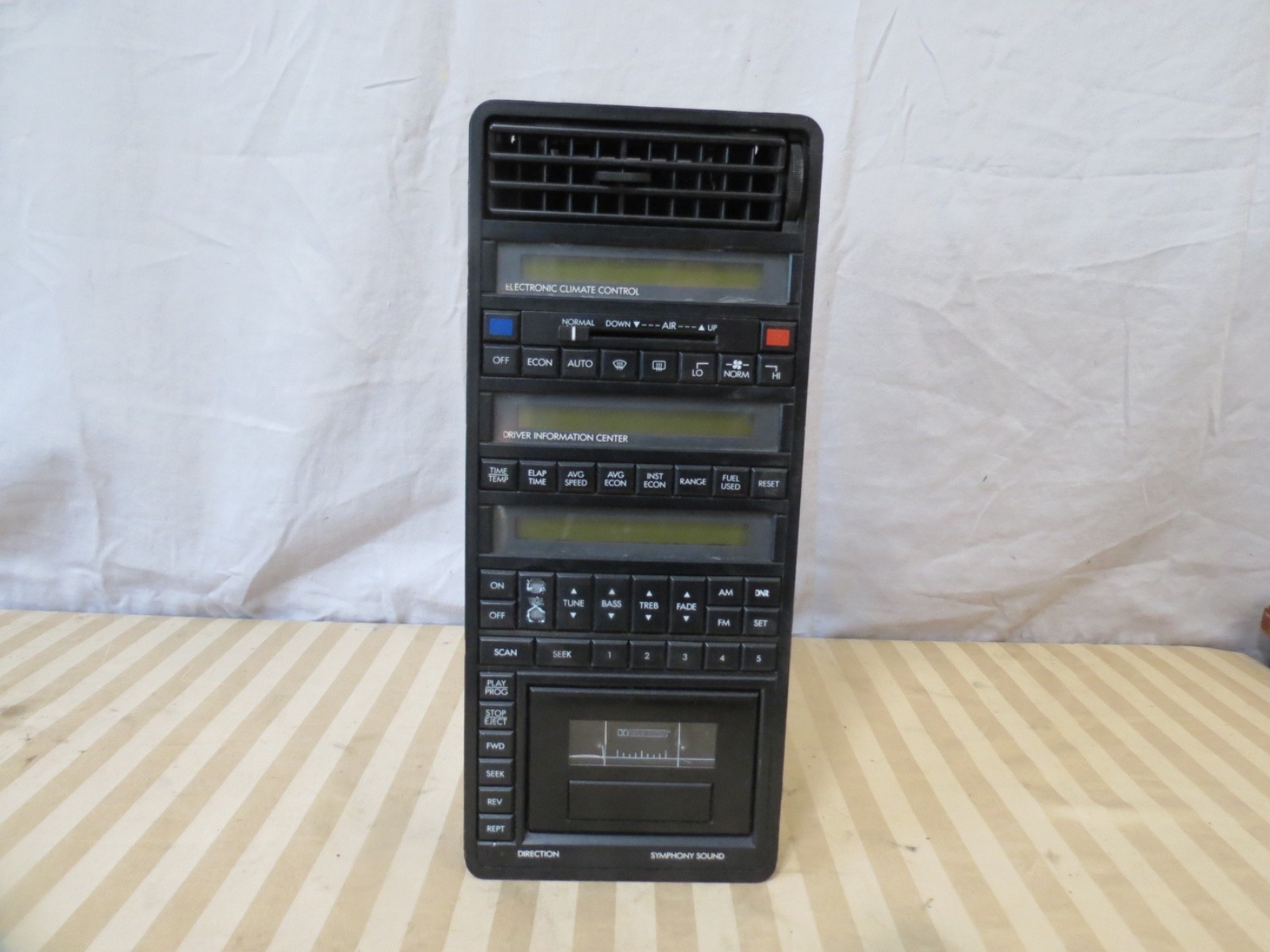 87-93 Cadillac Allante Media Equipment Climate Radio Cassette DIC Panel 16077146