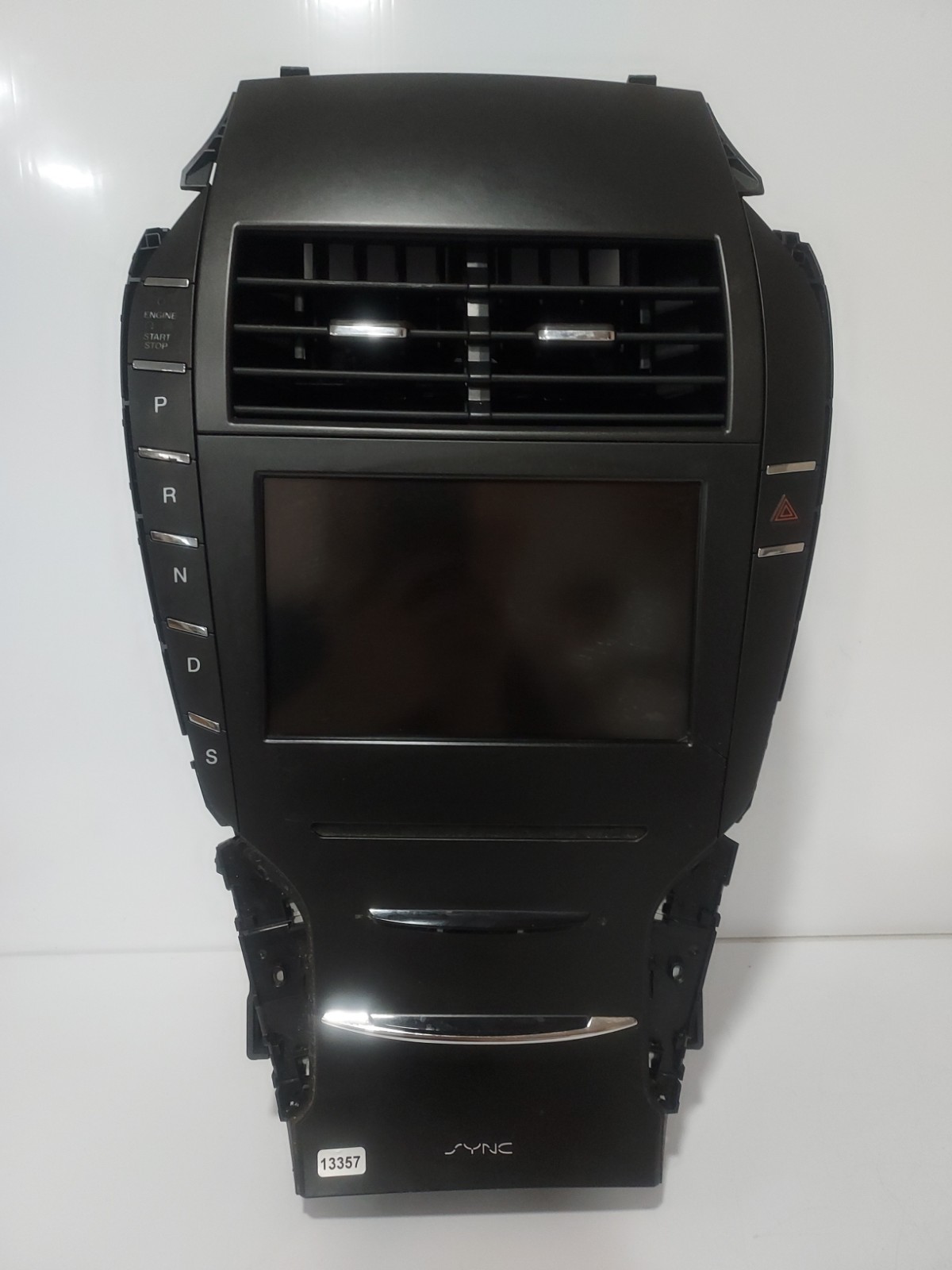 2013-2020 Lincoln MKZ Center Dash Radio Audio CD Player Control Unit Assembly 2013-2020 Lincoln MKZ Center Dash Radio Audio CD Player Control Unit Assembly