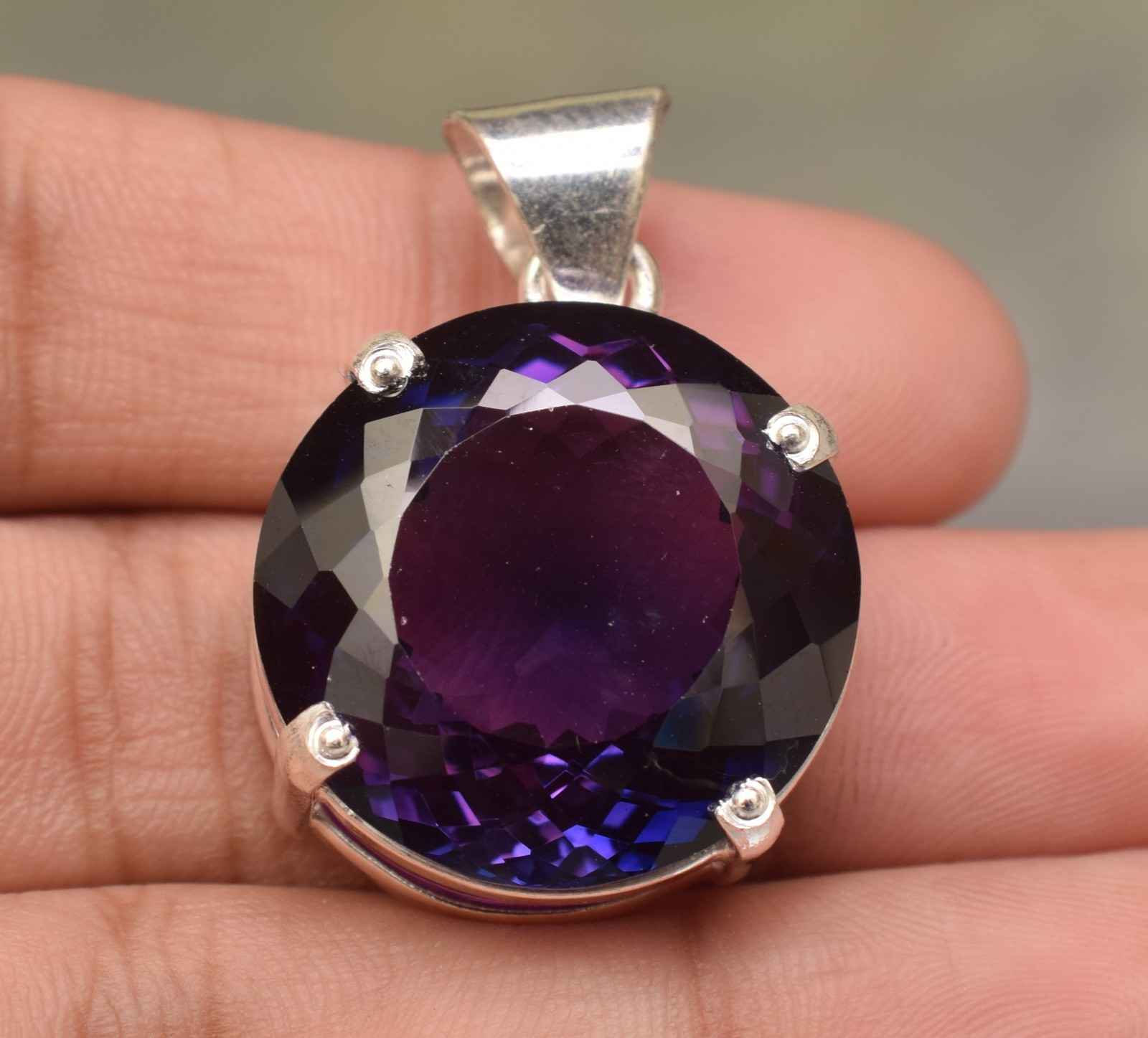 Natural Purple Blue Shappire 925 Sterline Silver Pendent 64.25 Ct