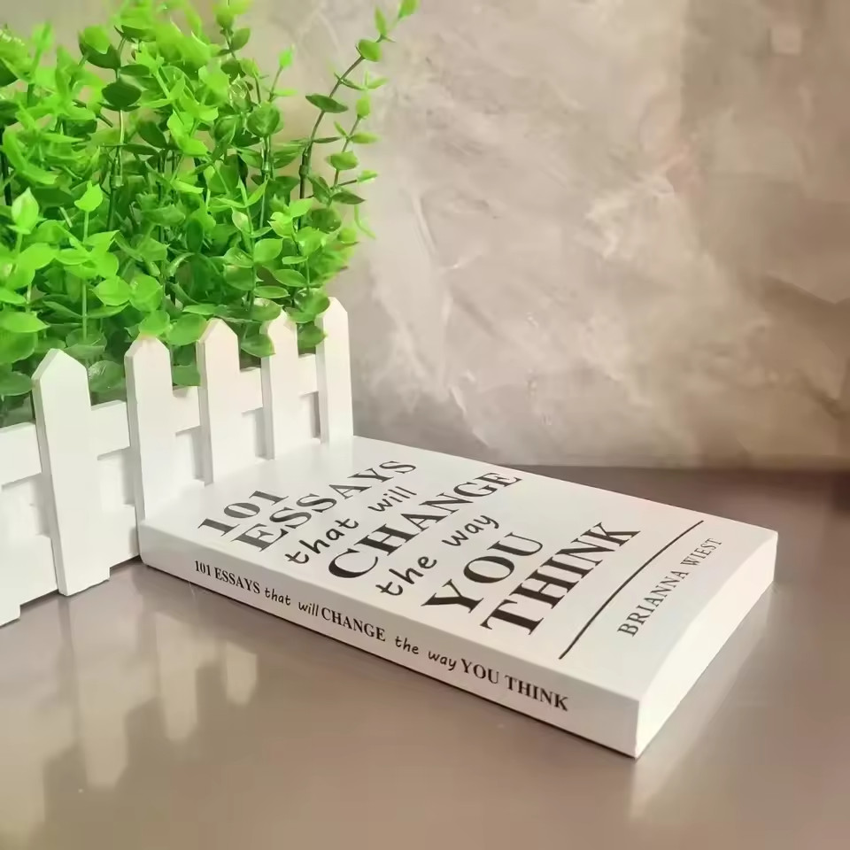 New 101 Essays That Will Change The Way You Think Paperback