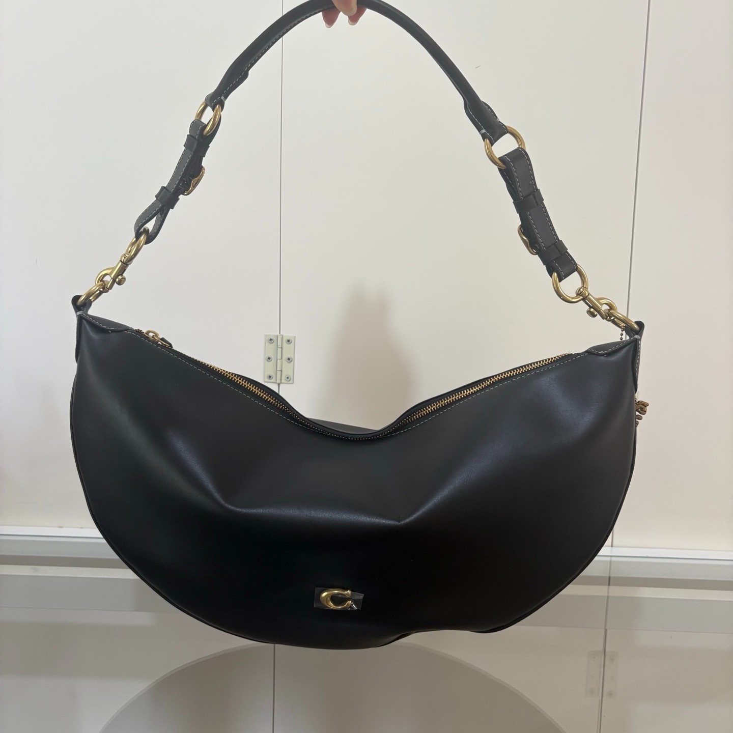 Paige Sling Black Leather Shoulder CEN32 Paige Sling Black Leather Shoulder CEN32