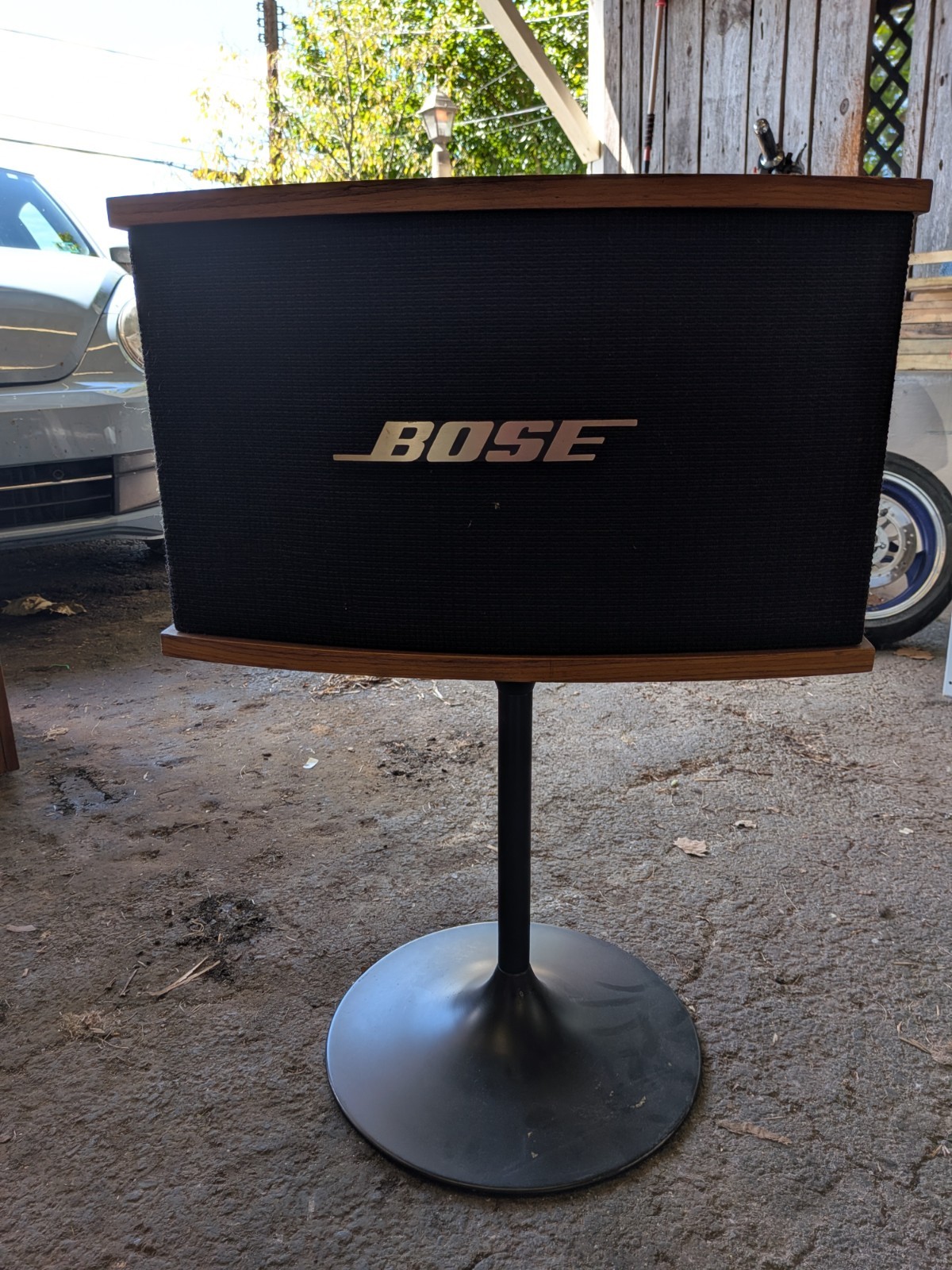 VTG Bose 901 Series V Speakers w/ equalizer and 1 stand and parts Tested Working
