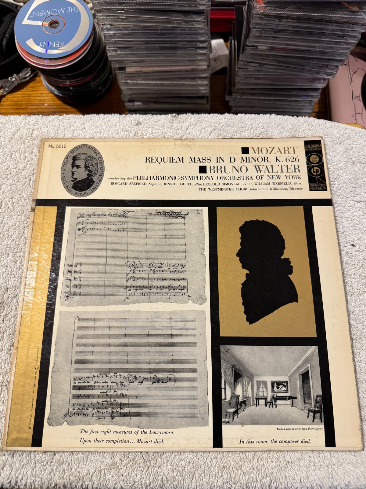 Mozart - Requiem Mass in D Minor K. 626 LP - GOOD CONDITION W/DUST SLEEVE Mozart - Requiem Mass in D Minor K. 626 LP - GOOD CONDITION W/DUST SLEEVE