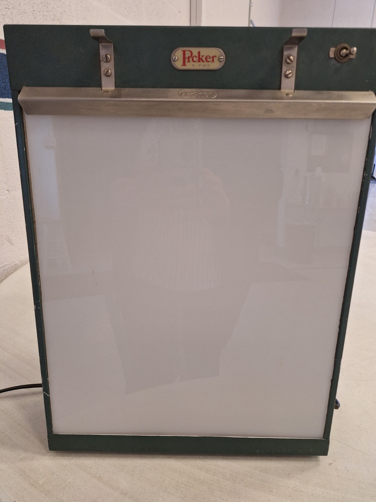 Vintage Picker X-Ray Film Illuminator View Light Box Industrial Tattoo Tracing