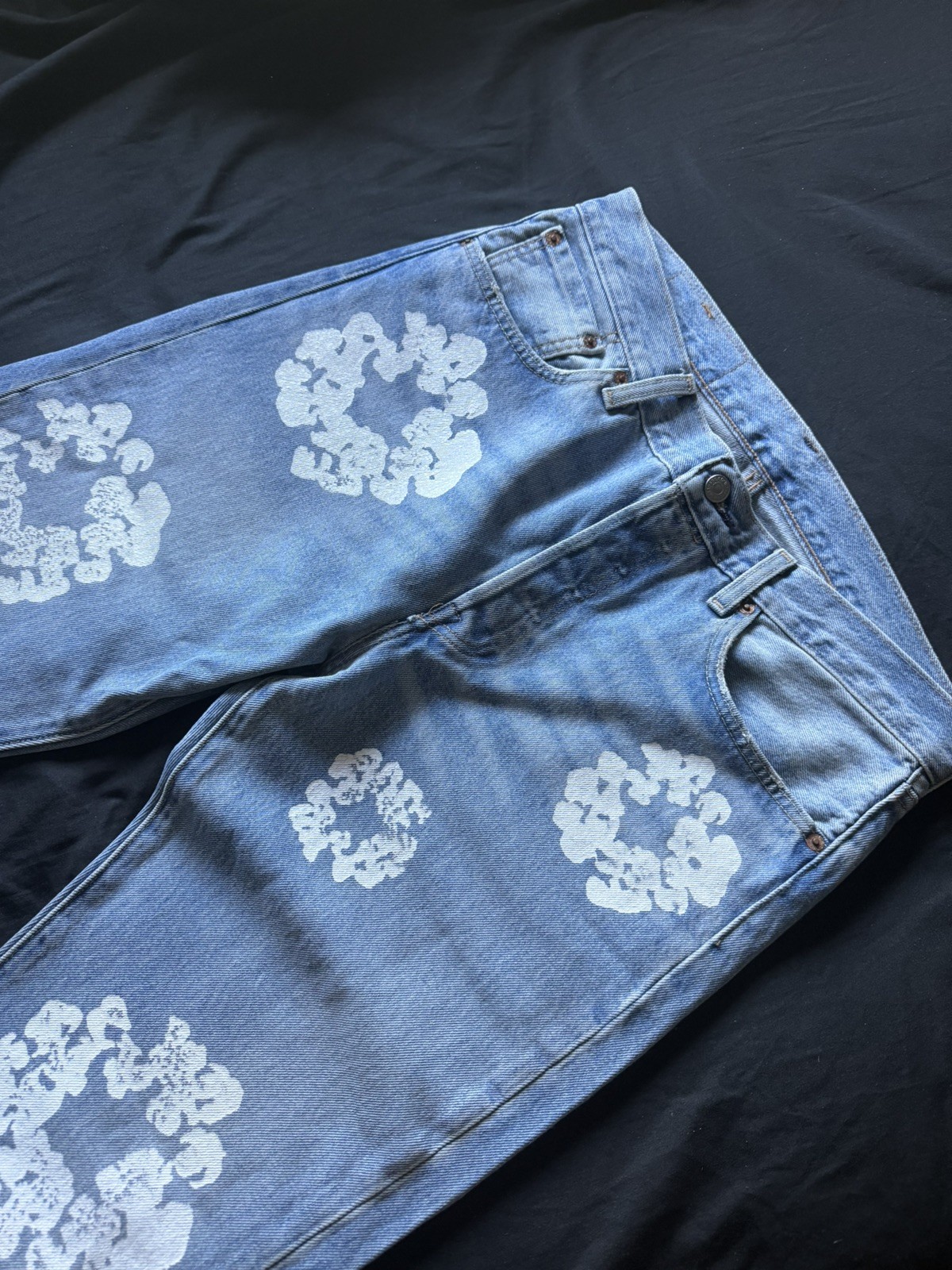 Authentic Levis x Denim Tears Cotton Wreath 501 Jeans Size 32x32 Worn Once Authentic Levis x Denim Tears Cotton Wreath 501 Jeans Size 32x32 Worn Once