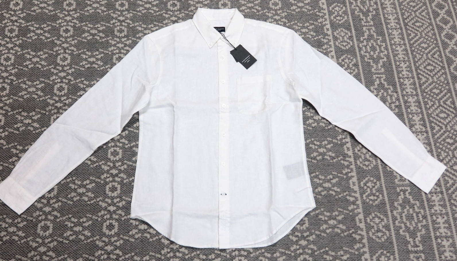 New Club Monaco Men\'s 100% Linen SLIM FIT Button Down Shirt - SMALL - White New Club Monaco Men\'s 100% Linen SLIM FIT Button Down Shirt - SMALL - White
