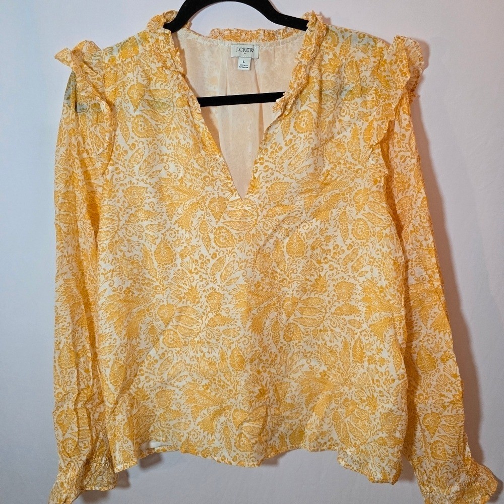 J Crew Factory Yellow Paisley Floral Lined Ruffle Sleeve V Neck Blouse, Sz L J Crew Factory Yellow Paisley Floral Lined Ruffle Sleeve V Neck Blouse, Sz L