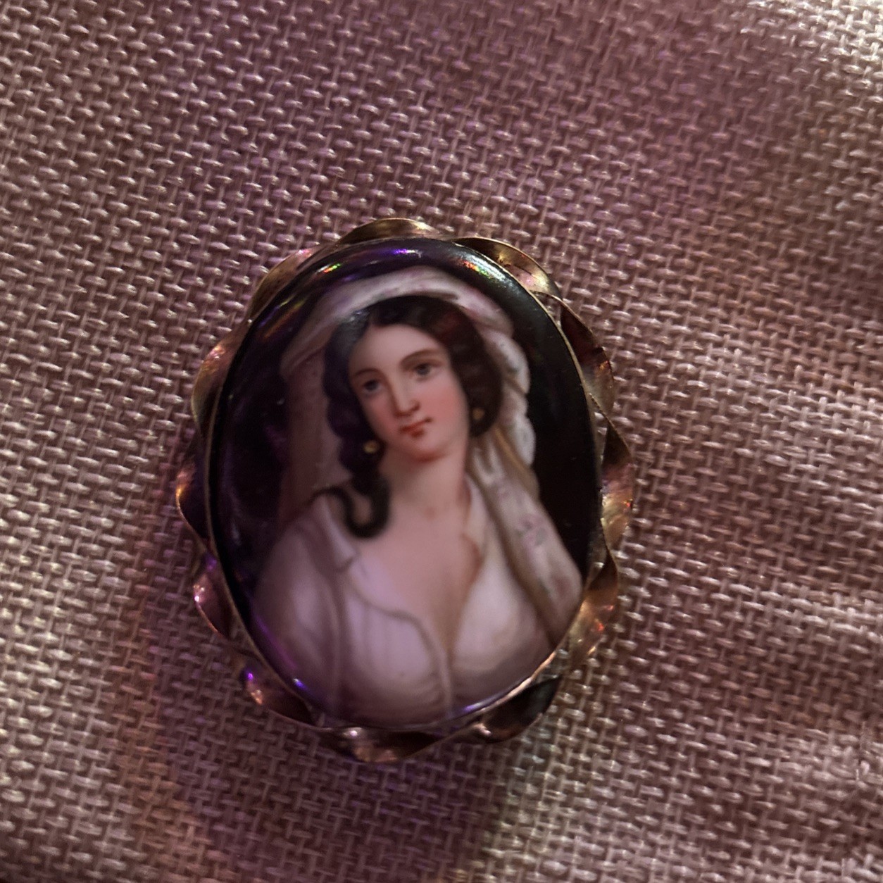 Antique Victorian Cameo Portrait Brooch Porcelain Hand Painted Pin 