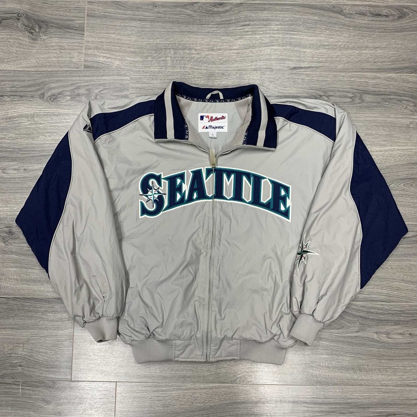 Vintage Majestic Seattle Mariners Dugout Jacket Large Men’s Rare Grey Vintage Majestic Seattle Mariners Dugout Jacket Large Men’s Rare Grey
