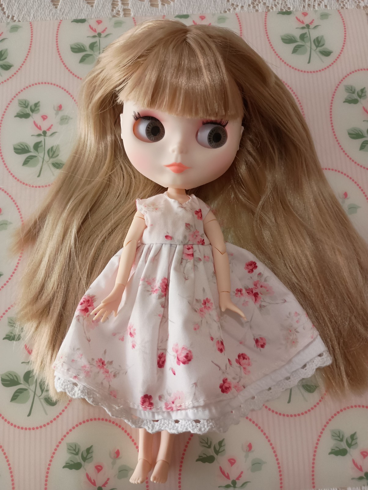 Blythe Factory Doll, Matte Face, Blonde Hair, Dressed