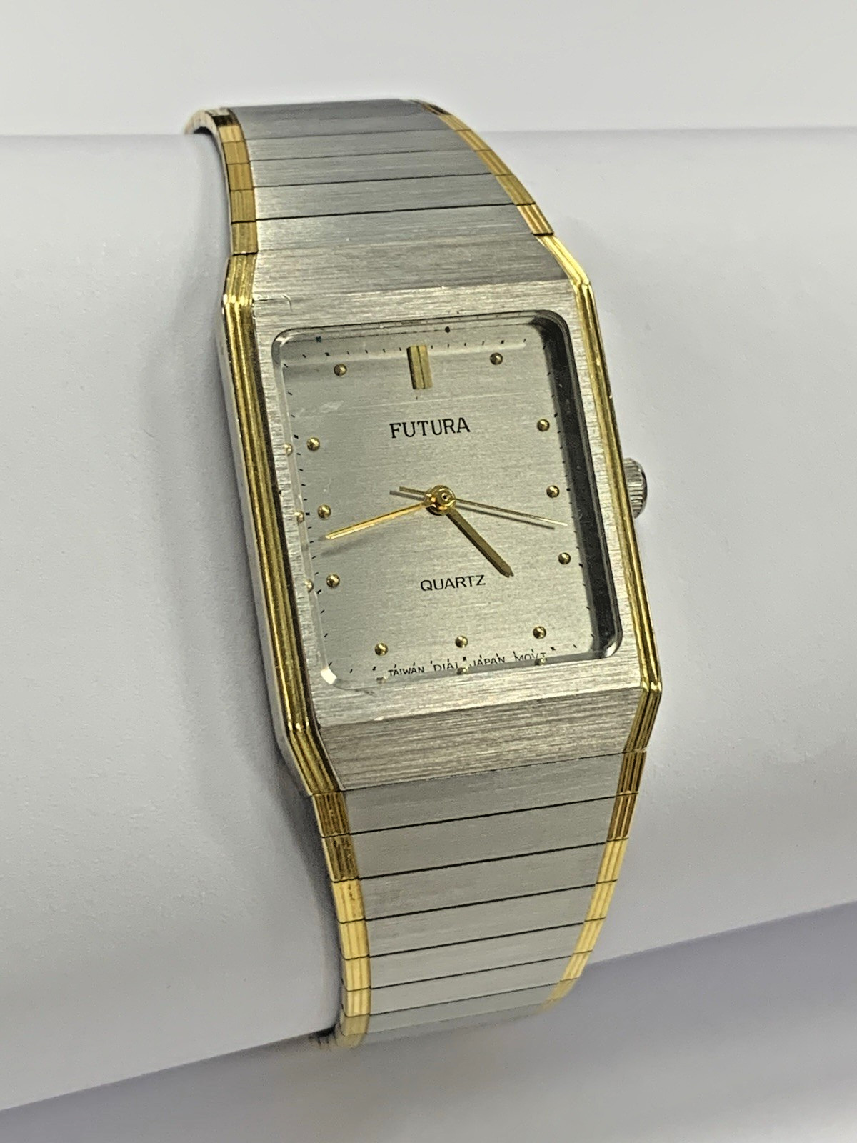Rare Vintage Mens Futura Quartz Tank Watch Two Tone Gold/Silver Band Working