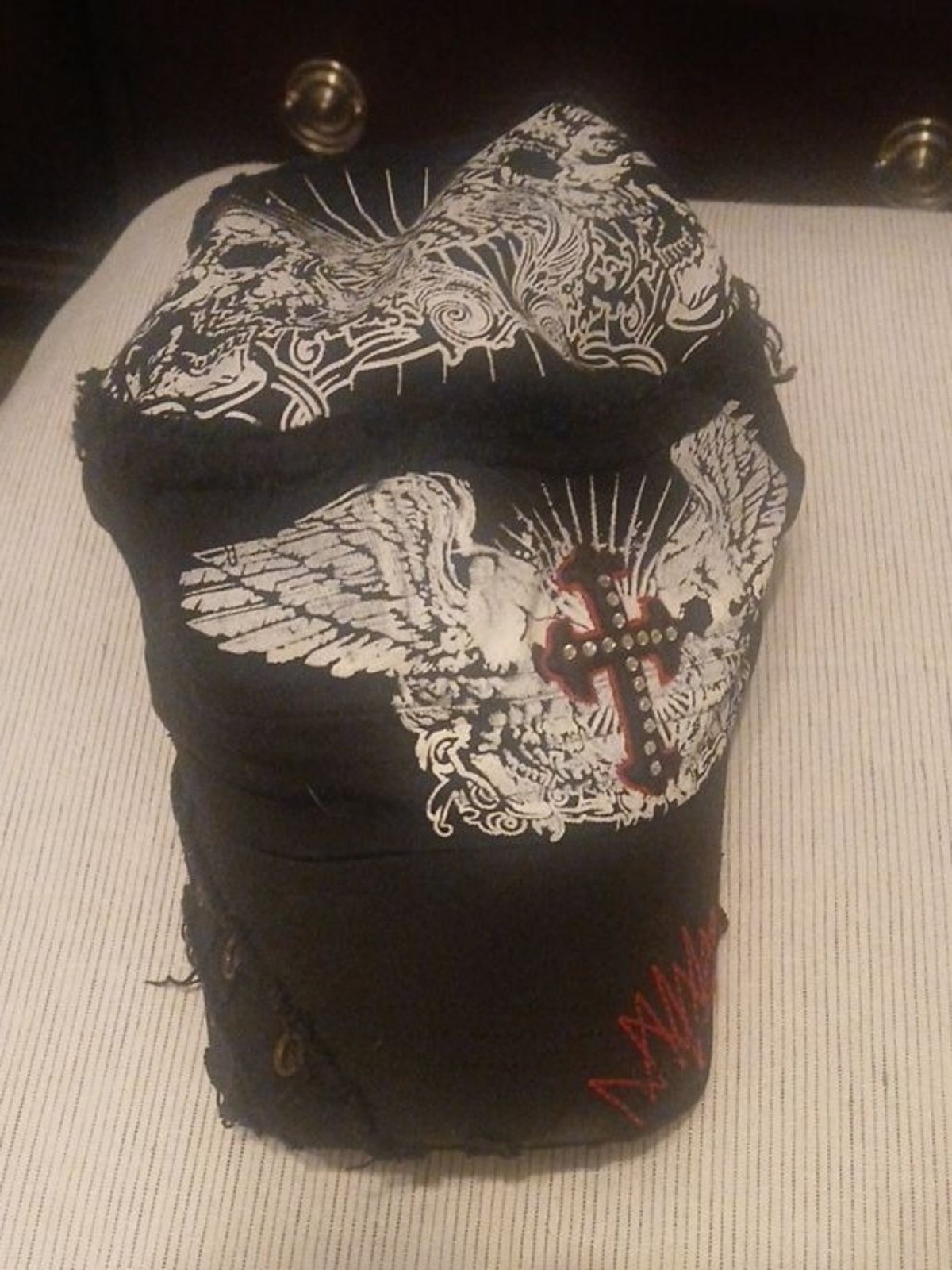 KB Ethos Y2K Cross Wings Rhinestone Sz XL Hat Black Gold Embroidery Shield  NWT