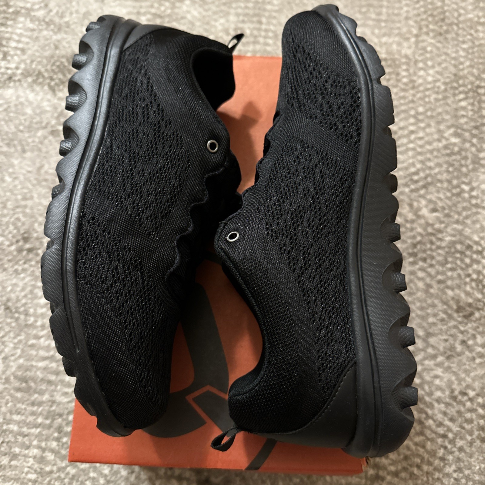 Propet Travelactiv Lace Up  Womens Black Sneakers Casual Shoes W5102AB size 9 