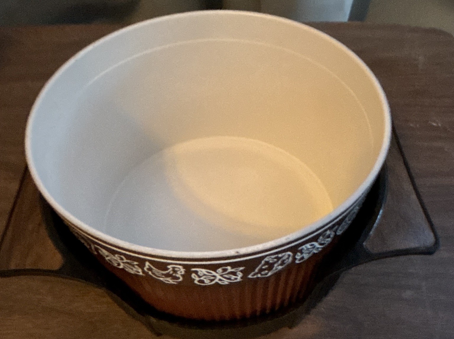 Corning Ware La Souffle 45A 2 Qt Round Souffle Dish w/ Trivet Brown/White