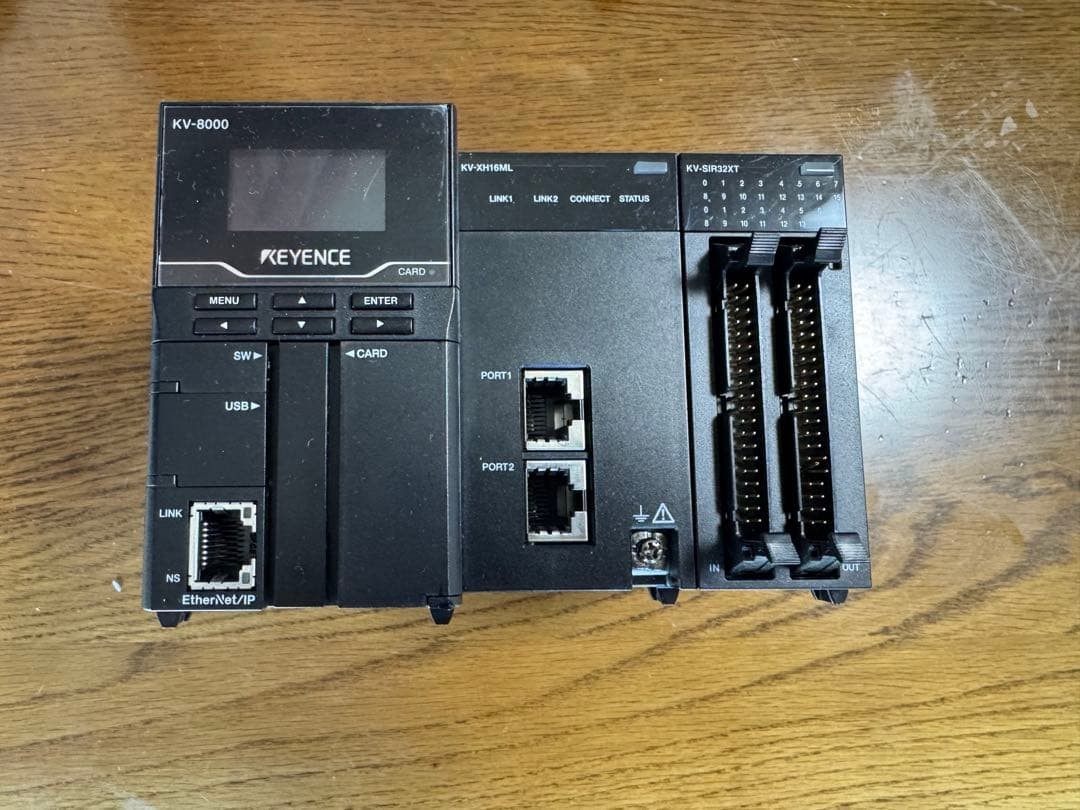 KEYENCE KV-8000 PLC CPU w/ KV-XH16ML KV-SIR32XT Automation Controller Japan