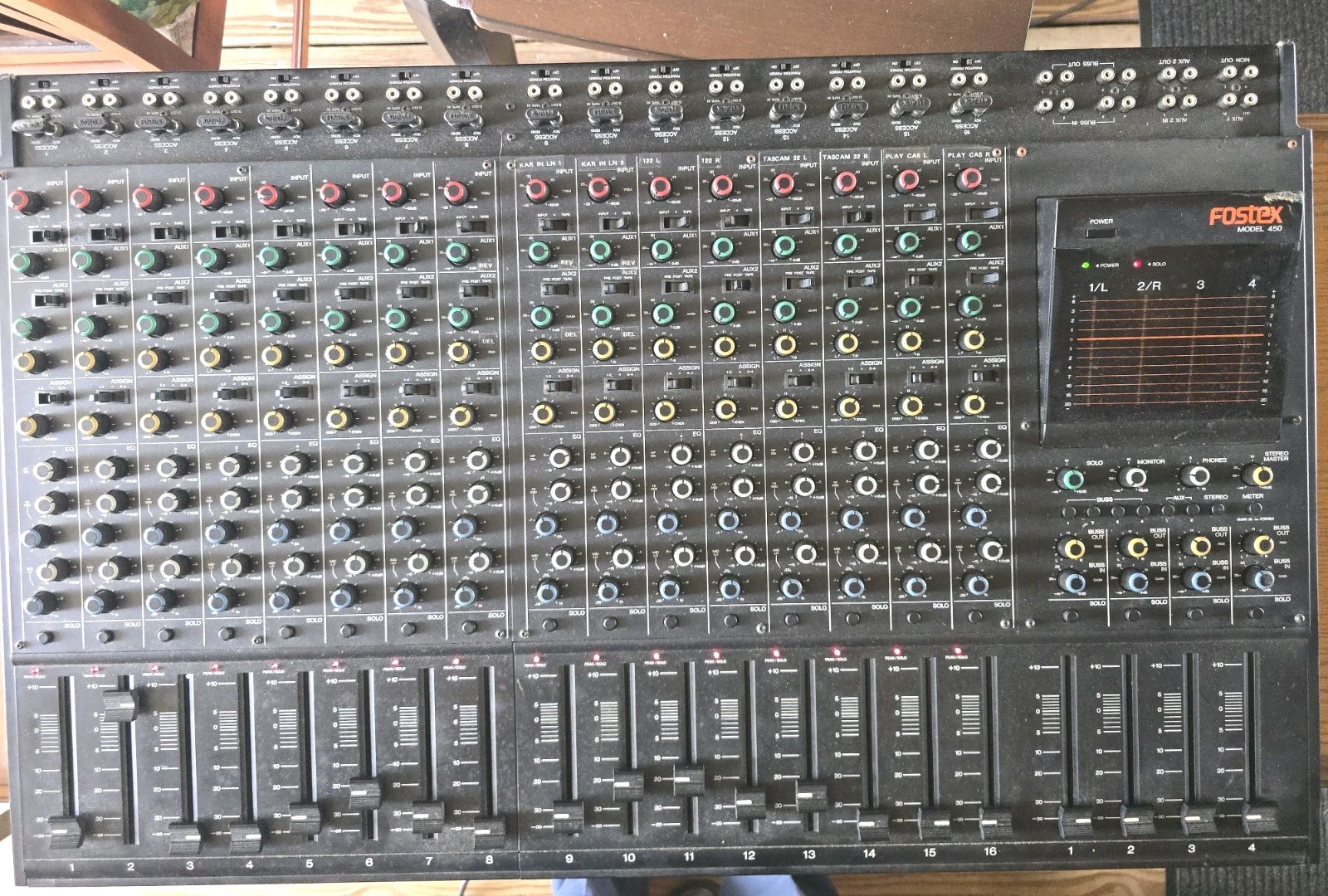 Fostex Model 450-16 | Analog 16 Channel Mixer