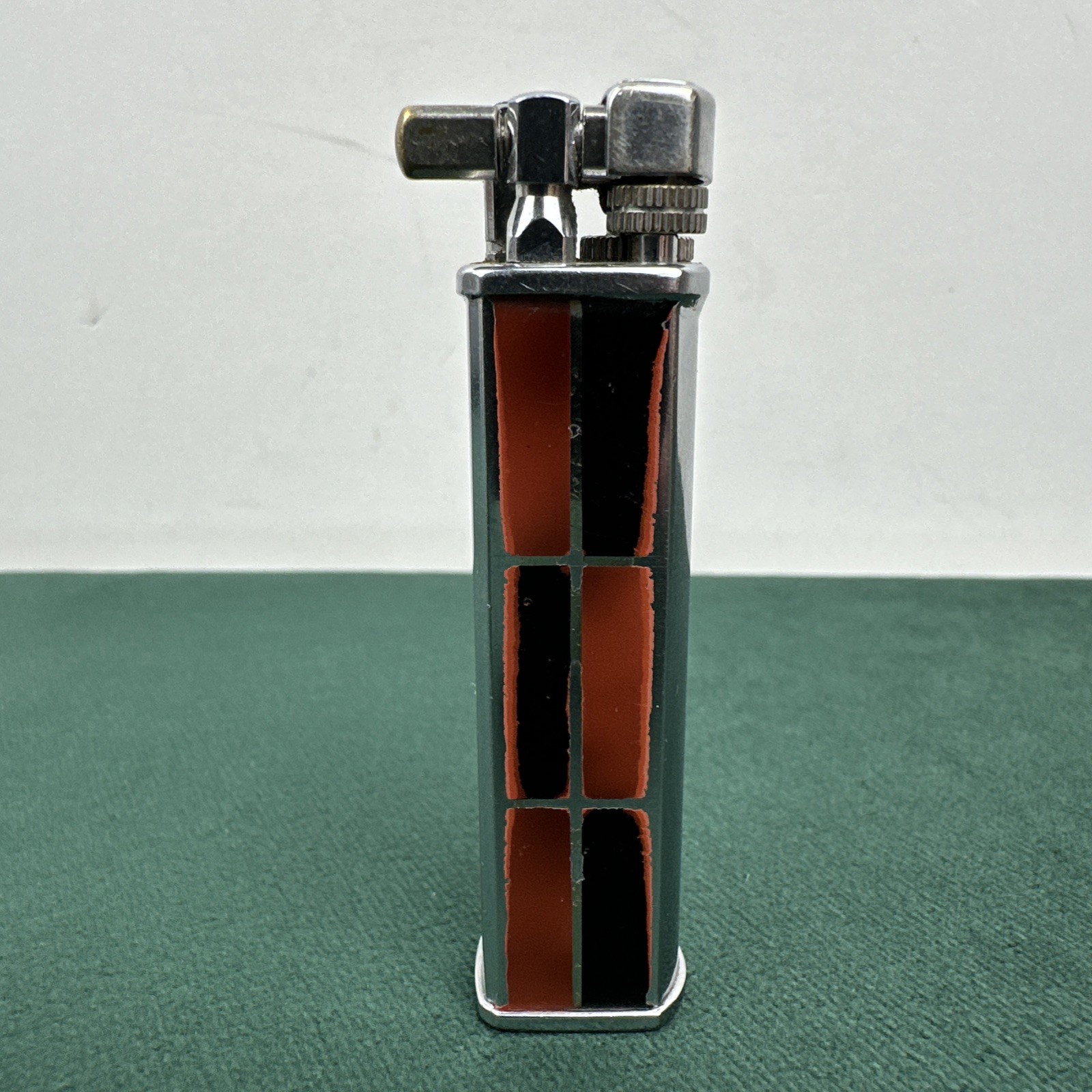Vintage Hadson Beach Slim Petrol Lighter Chrome Red Enamel Japan 1970s Vintage Hadson Beach Slim Petrol Lighter Chrome Red Enamel Japan 1970s
