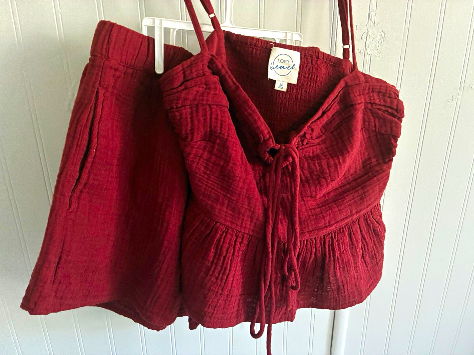 LOFT Beach Burgundy XS 2-Pc Woven Cotton Gauze Cami & Shorts Set Tie Front LOFT Beach Burgundy XS 2-Pc Woven Cotton Gauze Cami & Shorts Set Tie Front