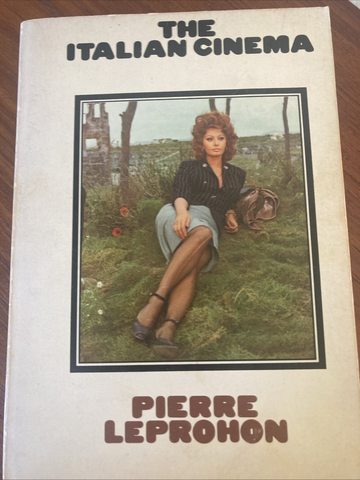 The Italian Cinema by Pierre Leprohon  1972 PBK Praeger Publishers Film Studies