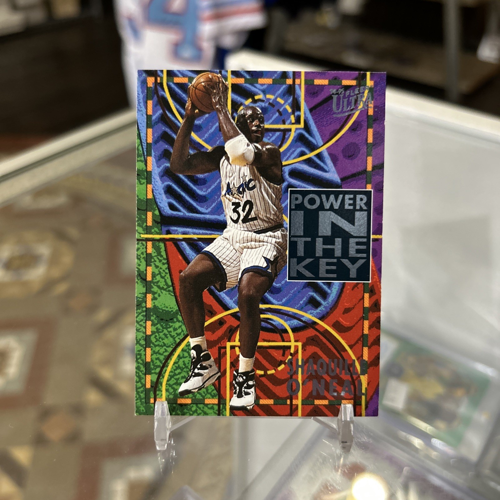 1994-95 Fleer Ultra Power In The Key #7 Shaquille O'Neal Insert Card Magic HOF