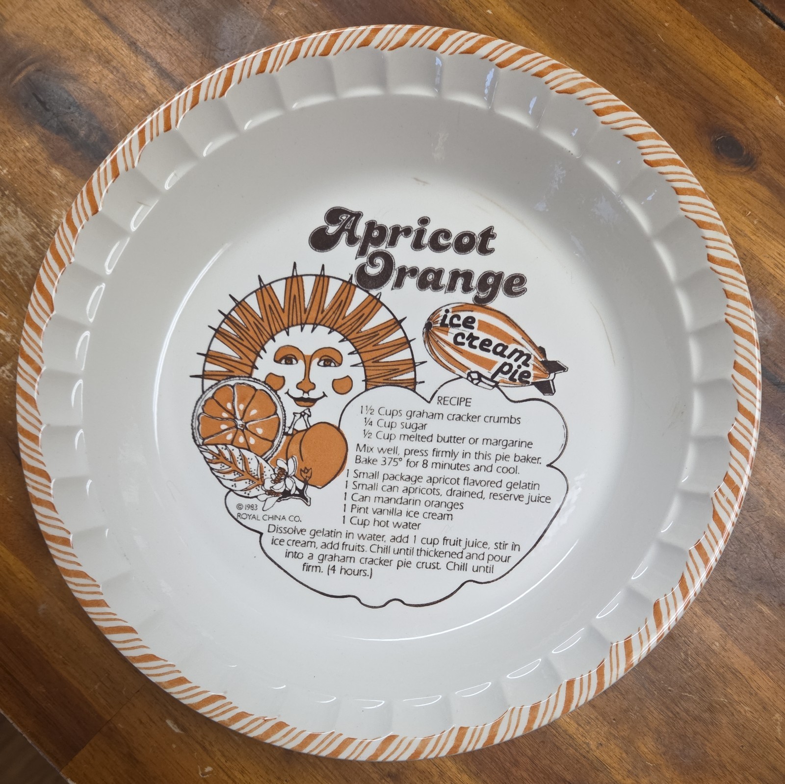 Rare Vintage 1983 Royal China Country Harvest Apricot Orange Ice Cream Pie Dish Rare Vintage 1983 Royal China Country Harvest Apricot Orange Ice Cream Pie Dish