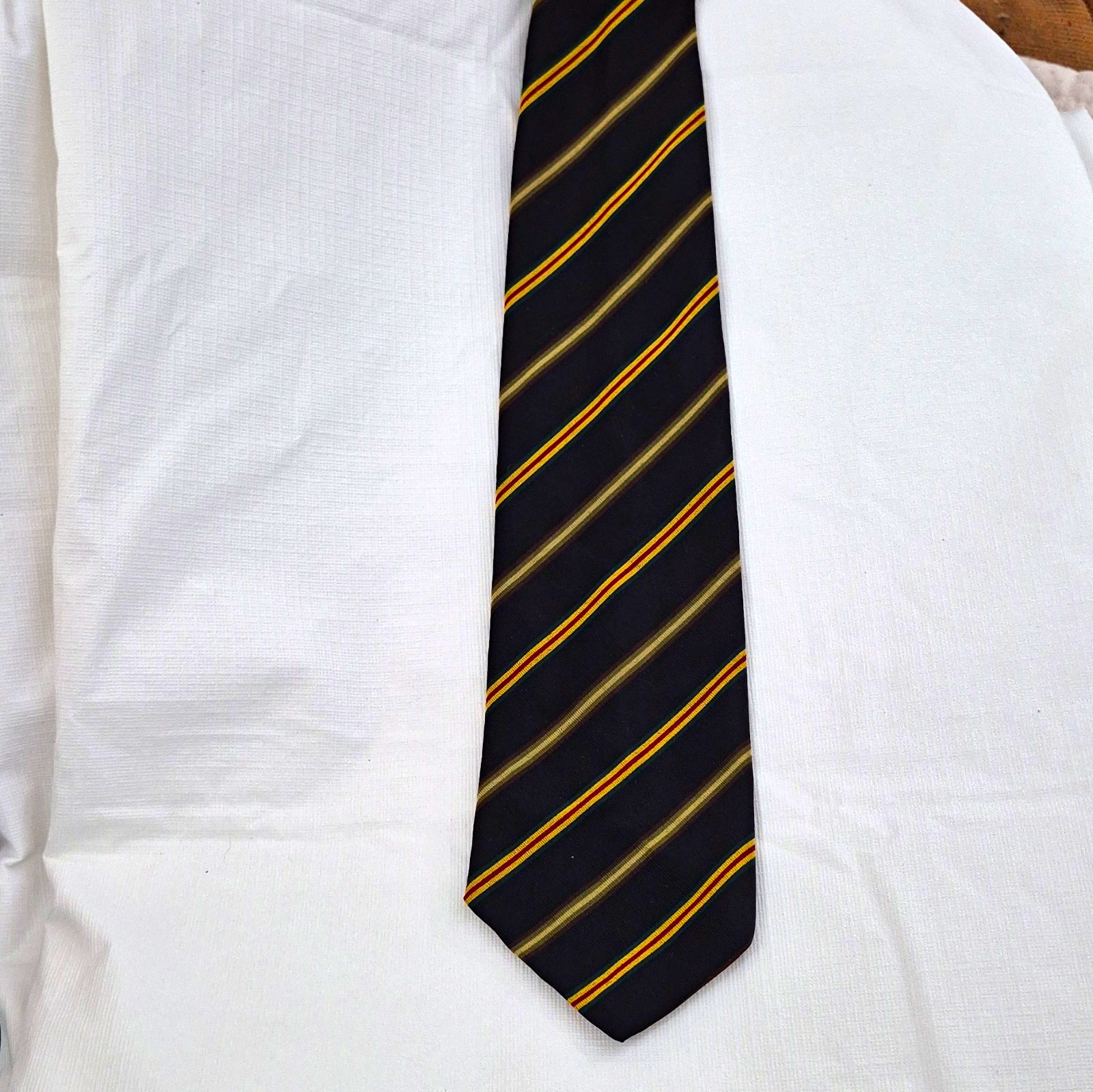 VTG 1960'S Irish Poplin TIE for Marshall Fields Repp Silk 3.25 VTG 1960'S Irish Poplin TIE for Marshall Fields Repp Silk 3.25