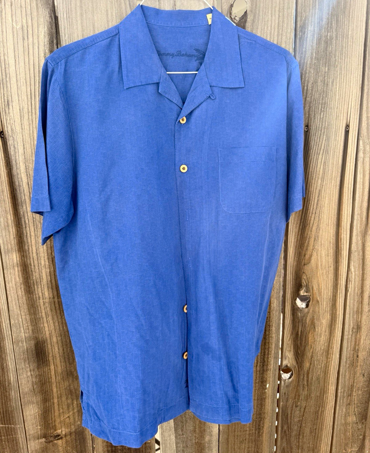 Tommy Bahama Blue Solid Woven Short Sleeve Button-Up Shirt Pockets