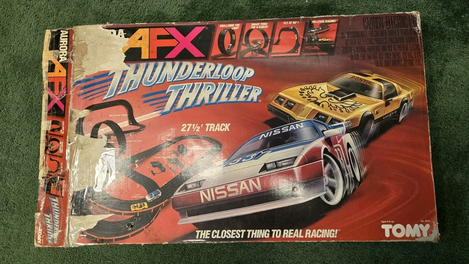 Tomy Aurora AFX Thunderloop Thriller Slot Car Set w/ 2 Cars Tested 