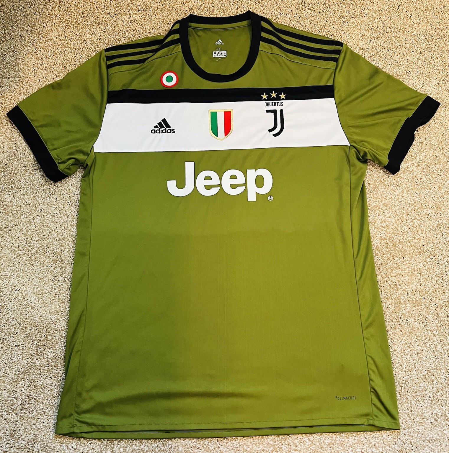 Adidas Authentic Juventus Green Slim Fit Soccer Jersey Men’s Size 4XL Adidas Authentic Juventus Green Slim Fit Soccer Jersey Men’s Size 4XL