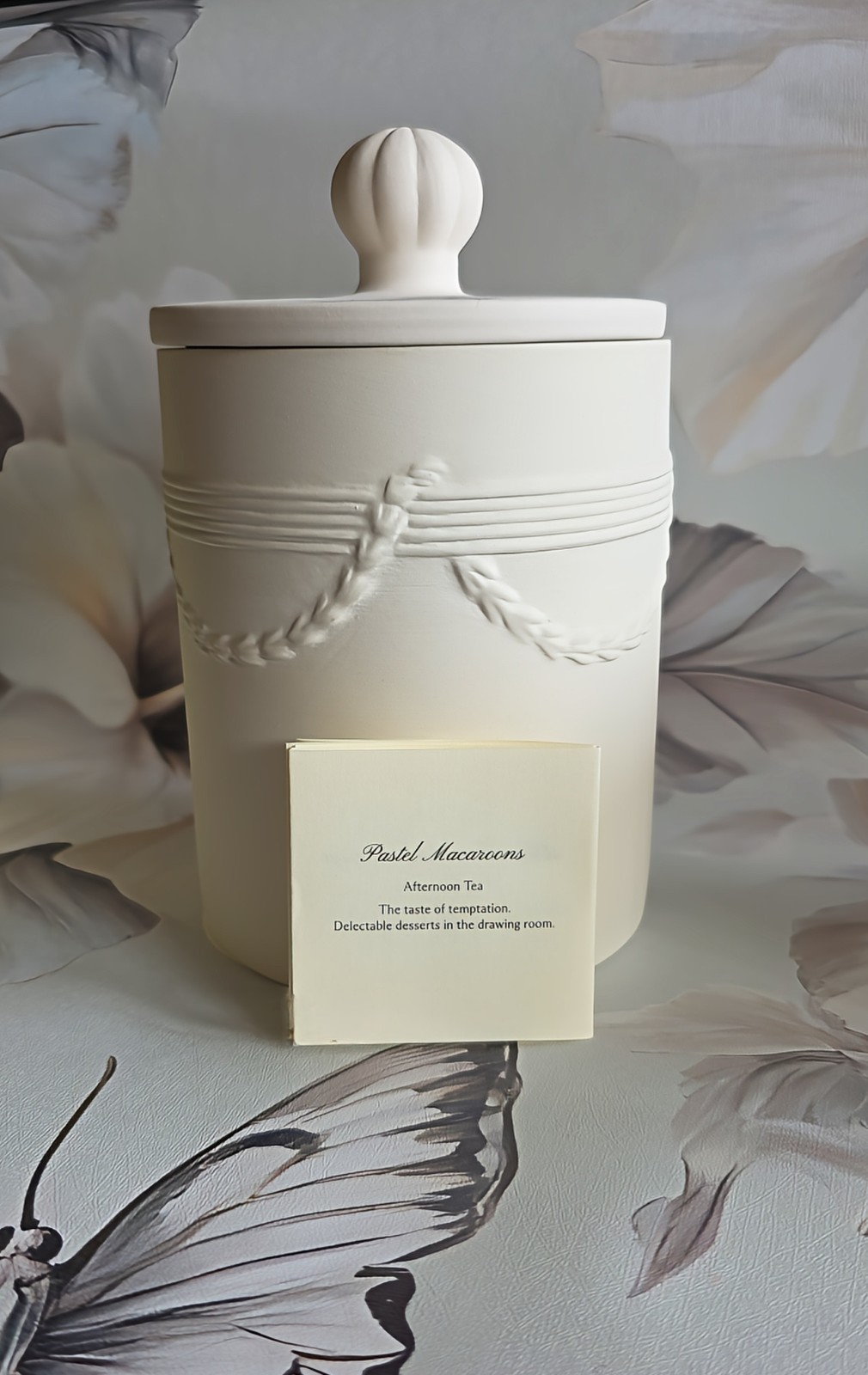 RARE Jo Malone Pastel Macaroons Townhouse Candle, original $140 now $90