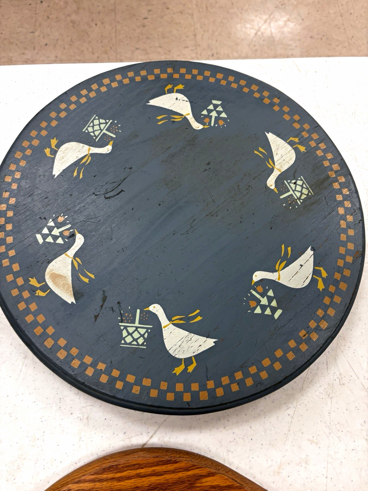 VTG Hand Painted Lazy Susan Goose Tray Carrying Baskets VTG Hand Painted Lazy Susan Goose Tray Carrying Baskets