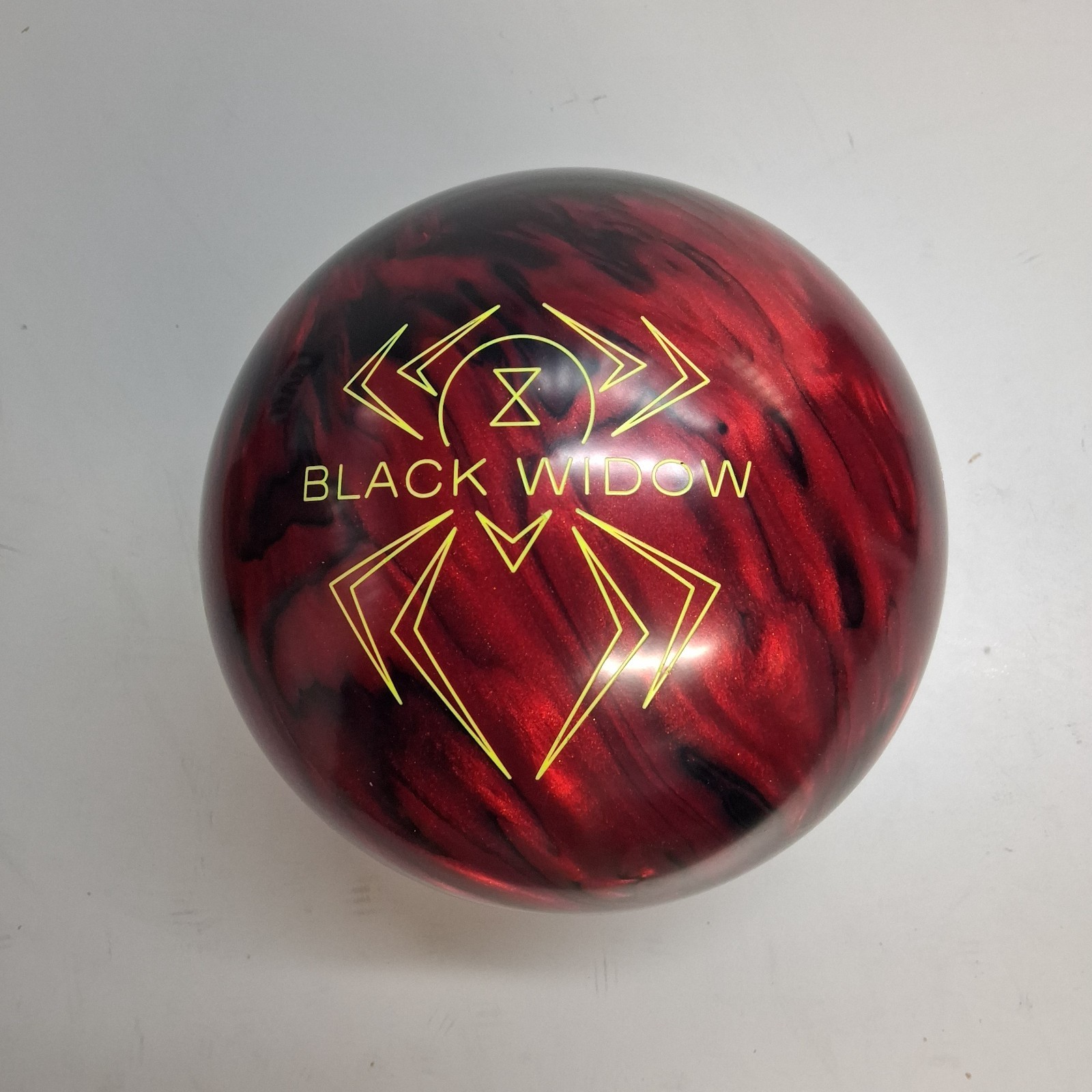 Hammer Black Widow 2.0 Hybrid bowling ball 16 LB    new in box    #073