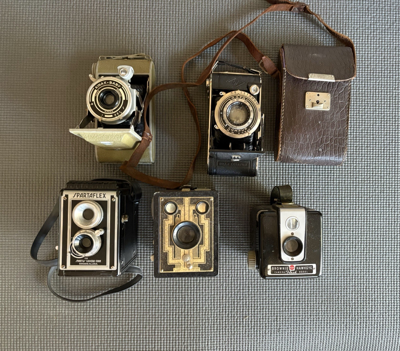 Lot Of 5 Vintage Cameras Lot Of 5 Vintage Cameras